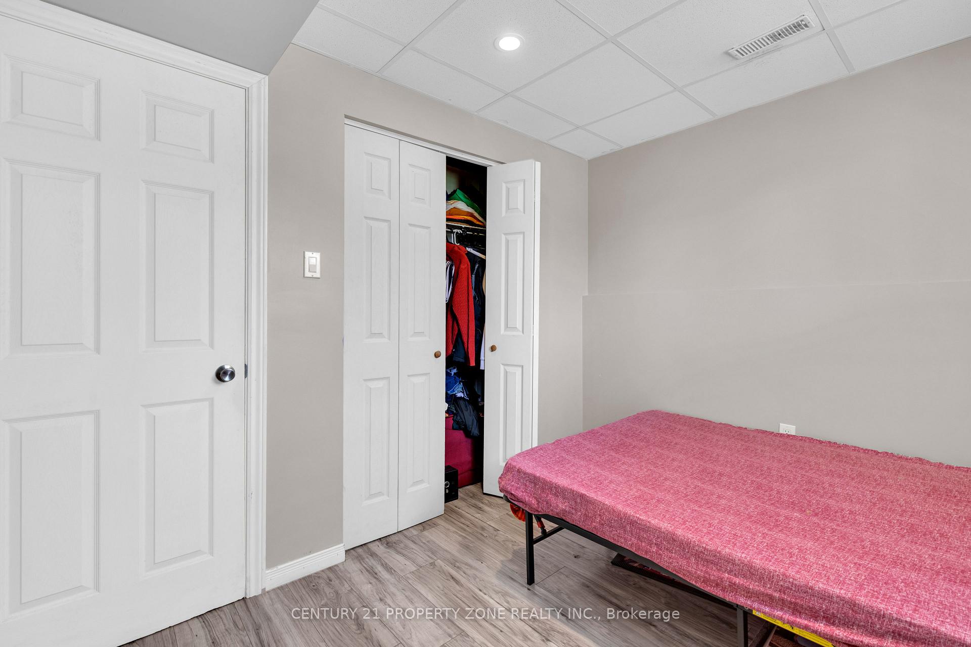 Photo 19 of 1437 Hansen Crescent W, Windsor — HOMEH