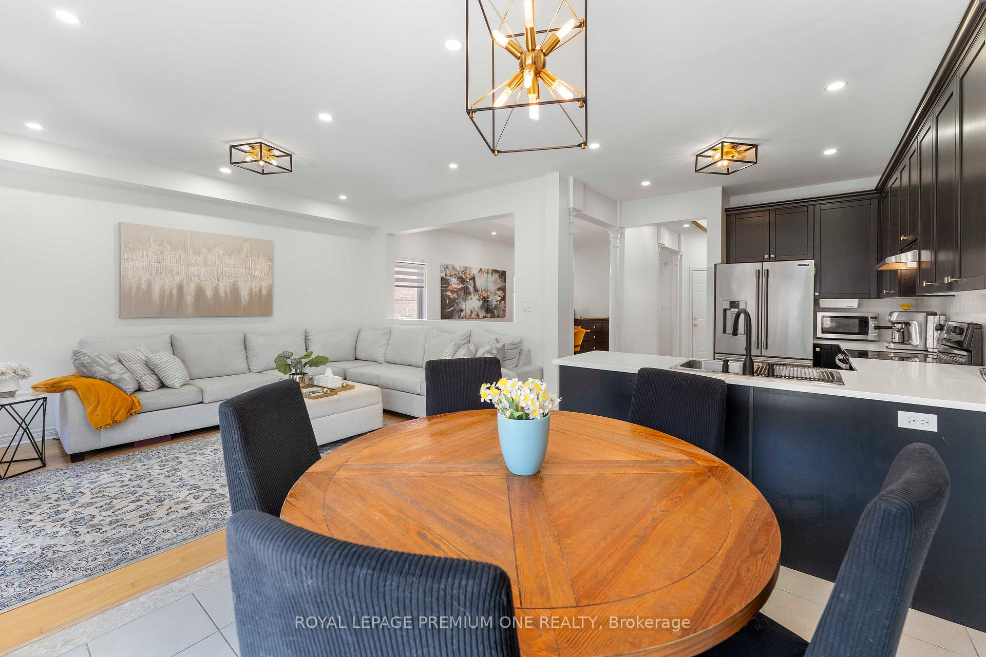 Photo 9 of 44 Dockside Court, Brampton, Sandringham-Wellington — HOMEH