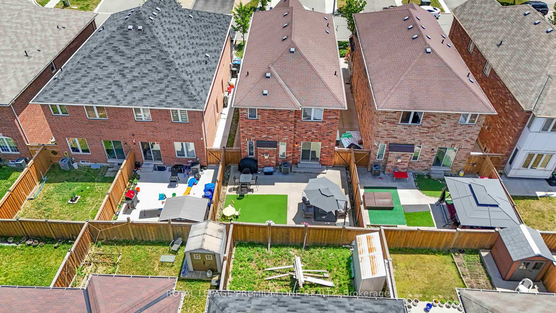 Photo 45 of 44 Dockside Court, Brampton, Sandringham-Wellington — HOMEH