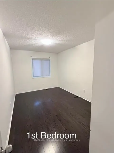 Photo 10 of Unit Upper, 17 Yellowknife Road, Brampton, Sandringham-Wellington North — HOMEH