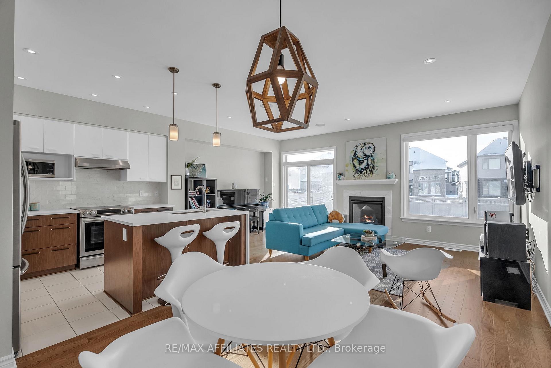 Photo 10 of 523 Rowers Way, Ottawa, Riverside South/Gloucester Glen — HOMEH