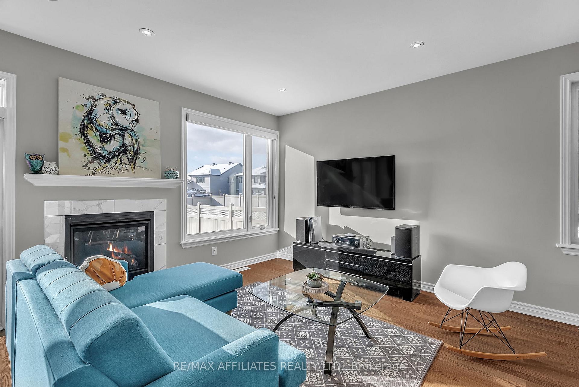 Photo 12 of 523 Rowers Way, Ottawa, Riverside South/Gloucester Glen — HOMEH