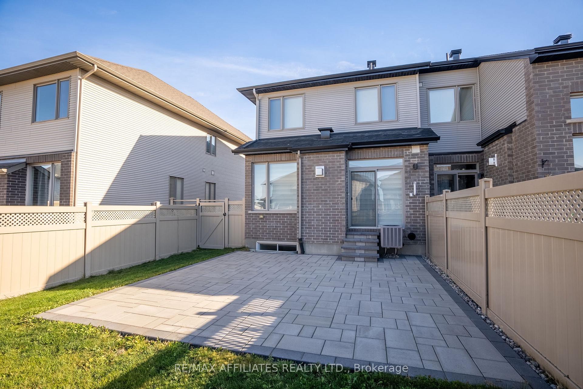 Photo 32 of 523 Rowers Way, Ottawa, Riverside South/Gloucester Glen — HOMEH