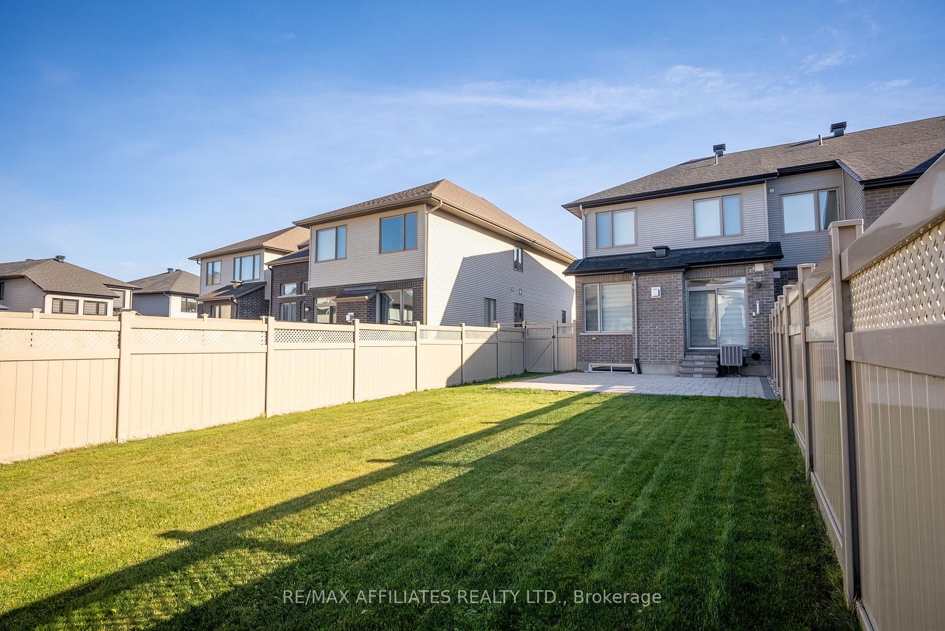 Photo 34 of 523 Rowers Way, Ottawa, Riverside South/Gloucester Glen — HOMEH