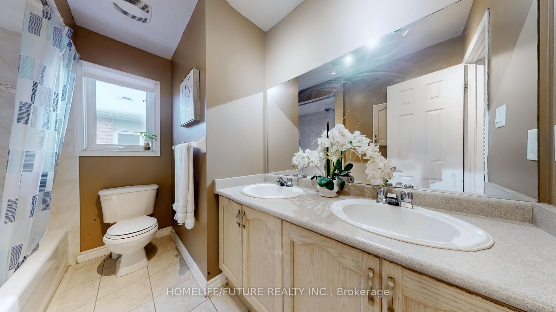 Photo 9 of 52 Monique Court, Markham, Cedarwood — HOMEH