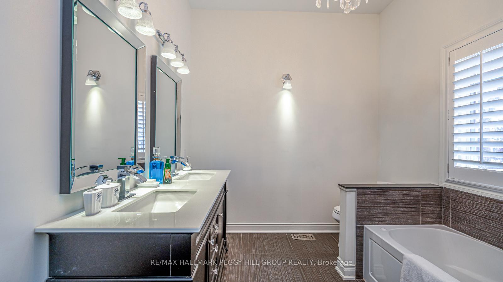 Photo 8 of 392 Cox Mill Road, Barrie, South Shore — HOMEH
