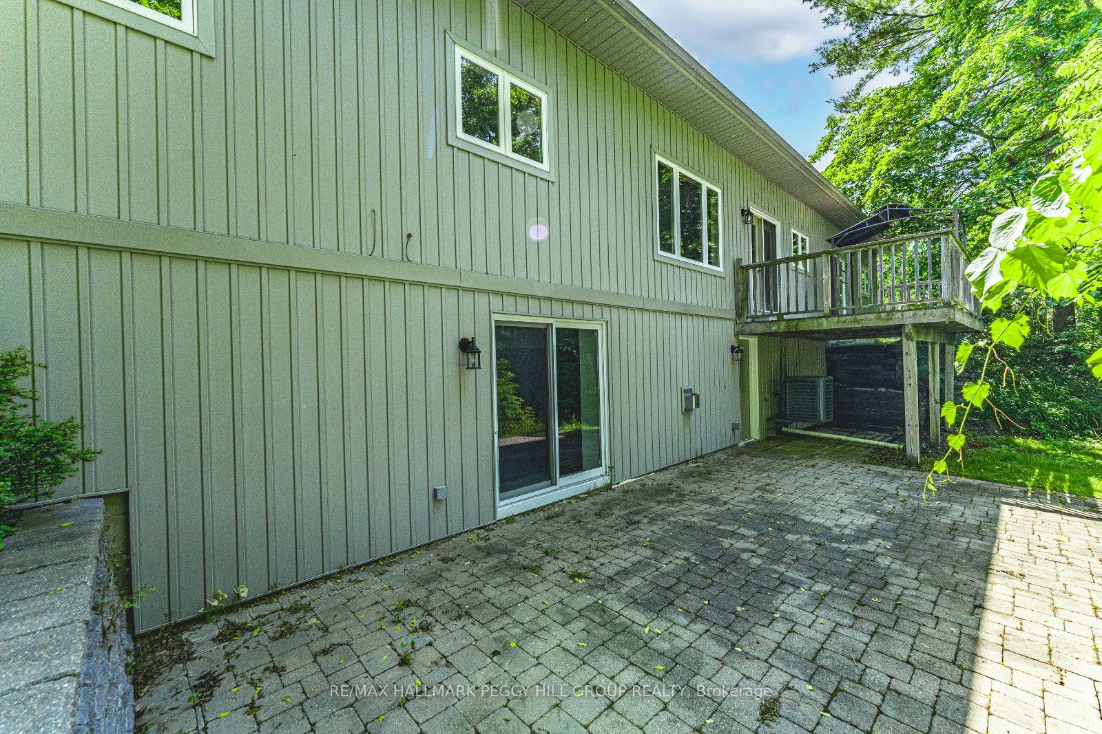 Photo 23 of 392 Cox Mill Road, Barrie, South Shore — HOMEH
