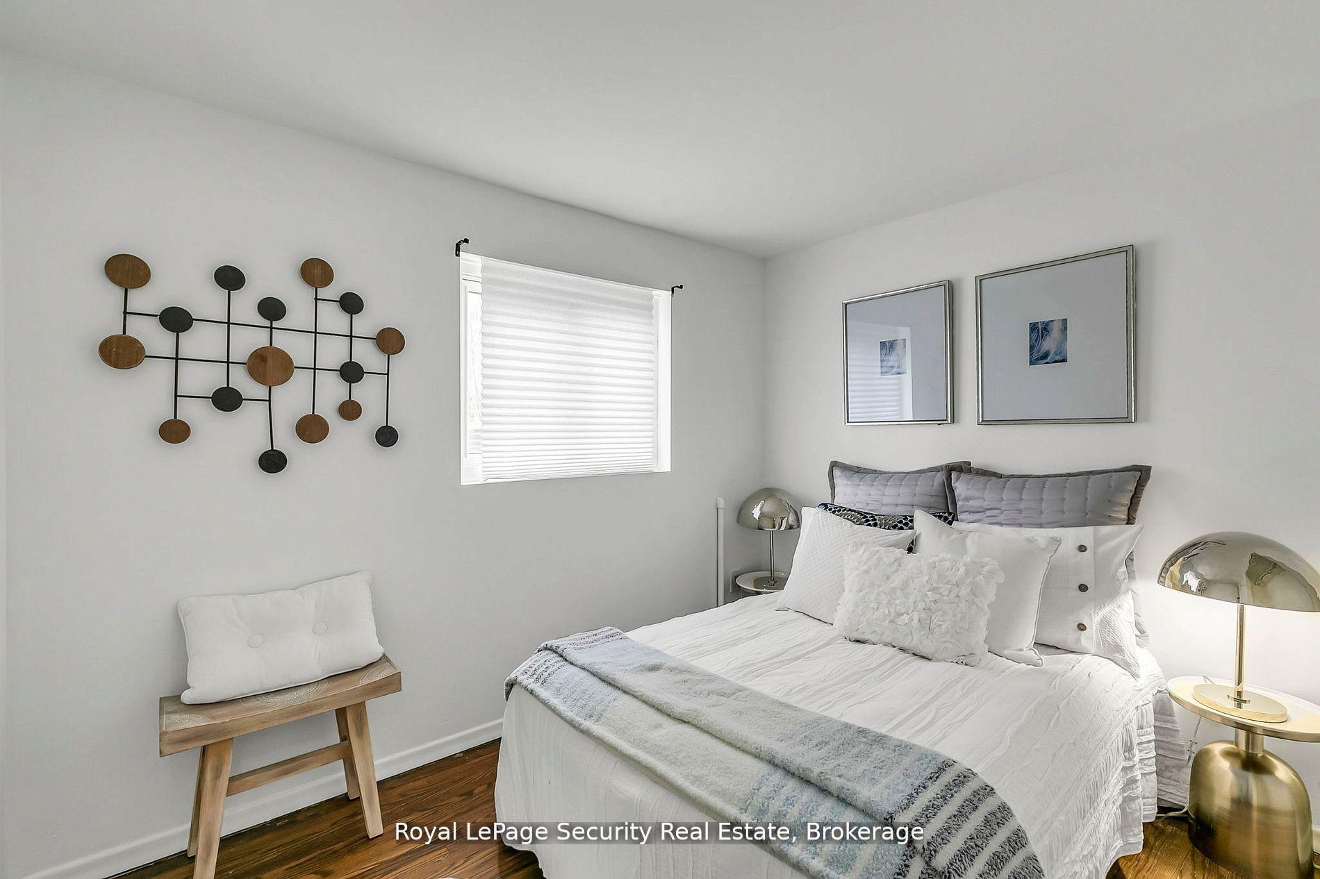 Photo 24 of 22 Burbank Place, Barrie, Grove East — HOMEH