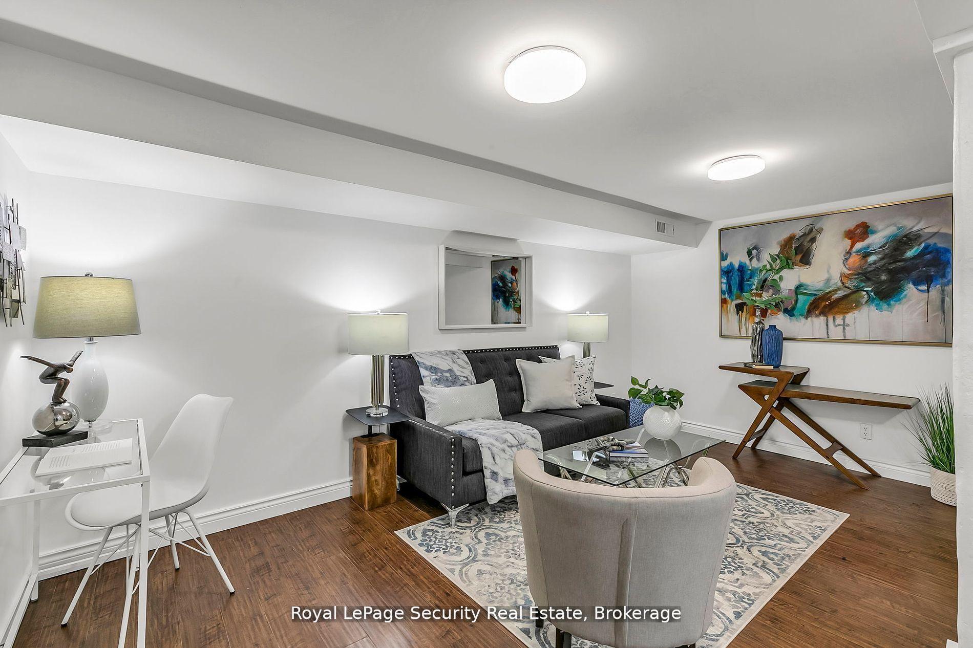 Photo 34 of 22 Burbank Place, Barrie, Grove East — HOMEH