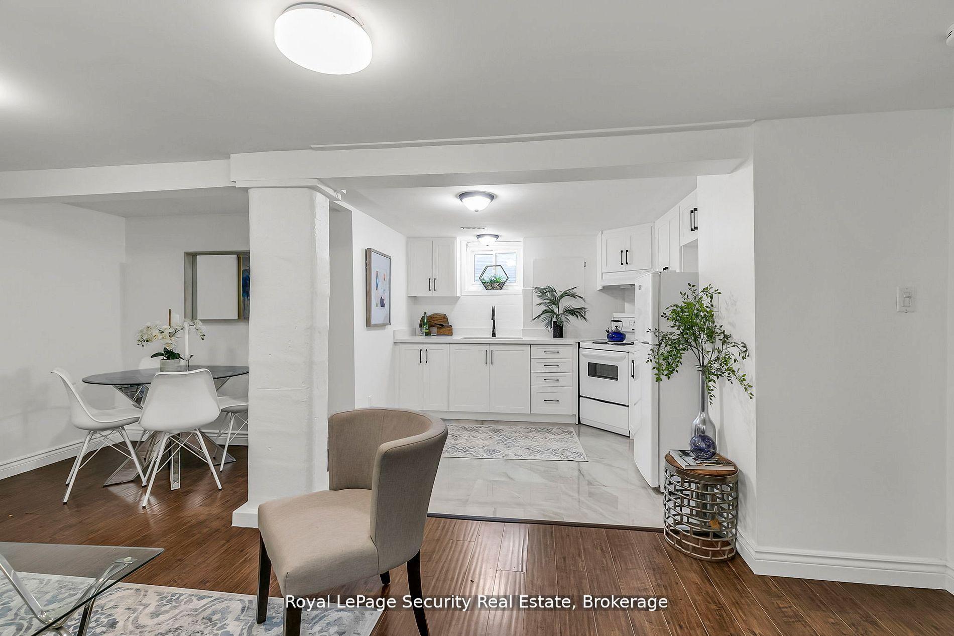 Photo 28 of 22 Burbank Place, Barrie, Grove East — HOMEH