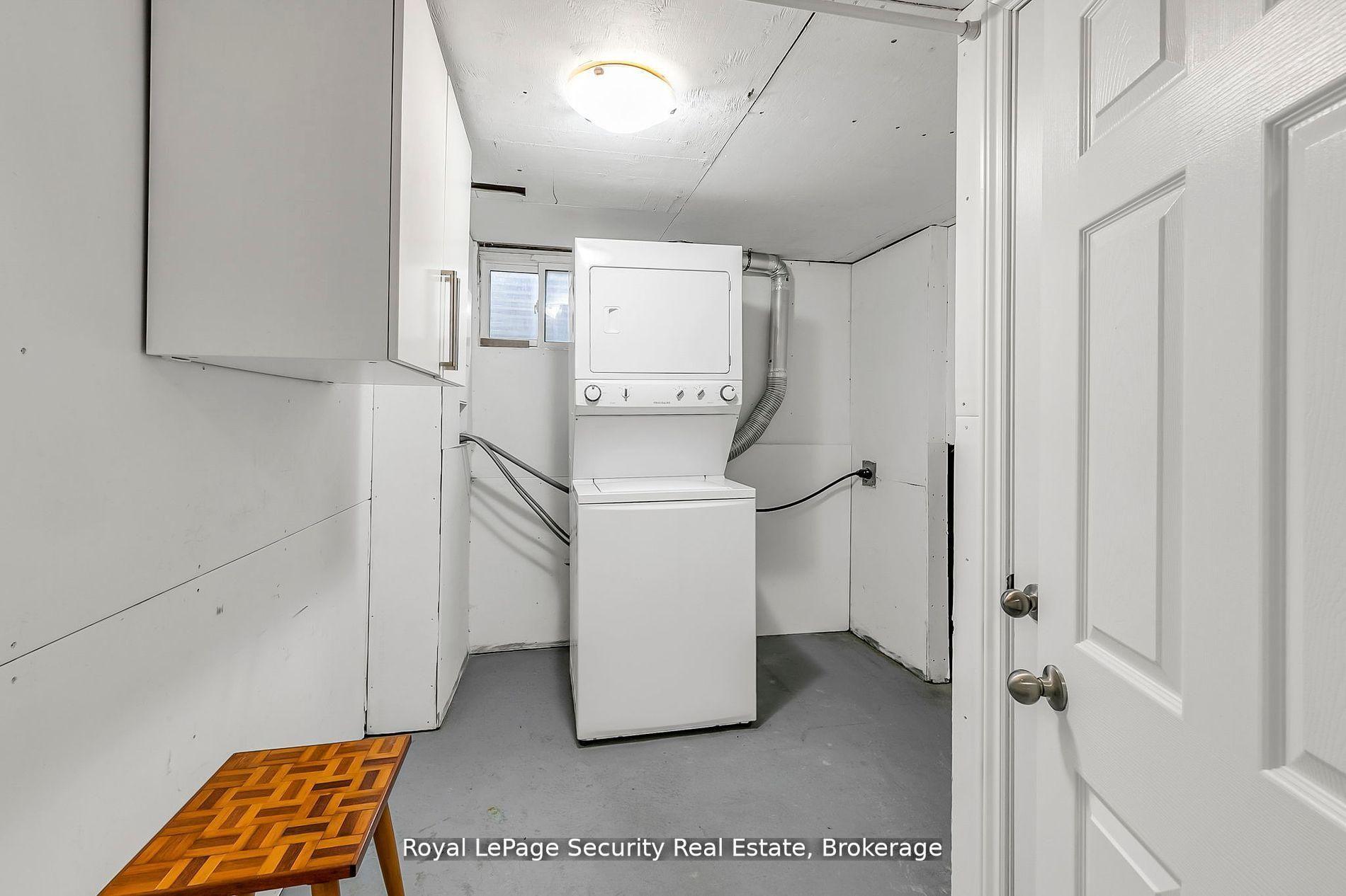Photo 33 of 22 Burbank Place, Barrie, Grove East — HOMEH