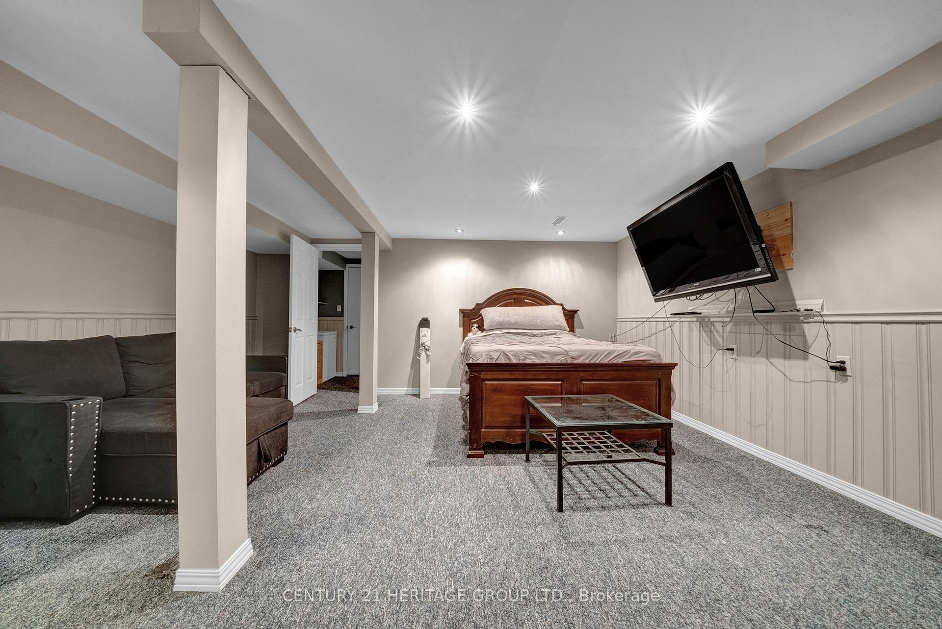 Photo 22 of 20 Orchard Park Drive, Clarington, Bowmanville — HOMEH