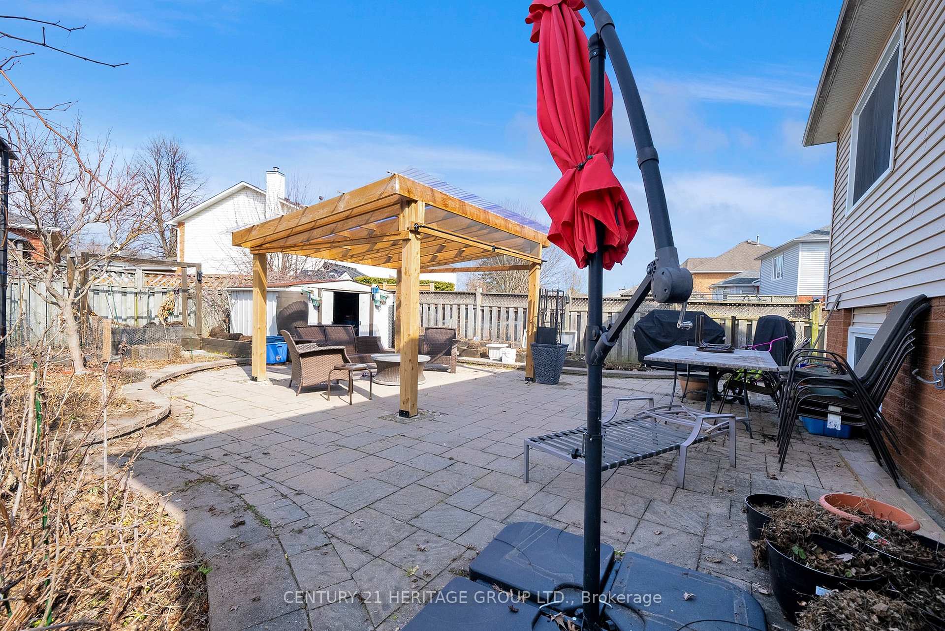 Photo 23 of 20 Orchard Park Drive, Clarington, Bowmanville — HOMEH