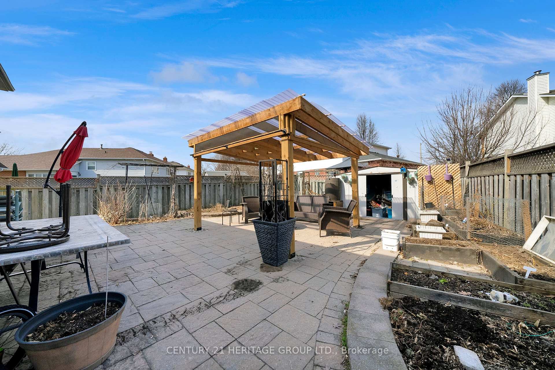 Photo 21 of 20 Orchard Park Drive, Clarington, Bowmanville — HOMEH