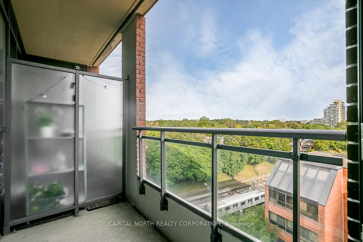 Photo 6 of Unit 618, 23 Glebe Road W, Toronto, Yonge-Eglinton — HOMEH