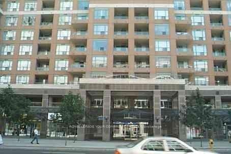 Front of Unit 512, 889 Bay Street
