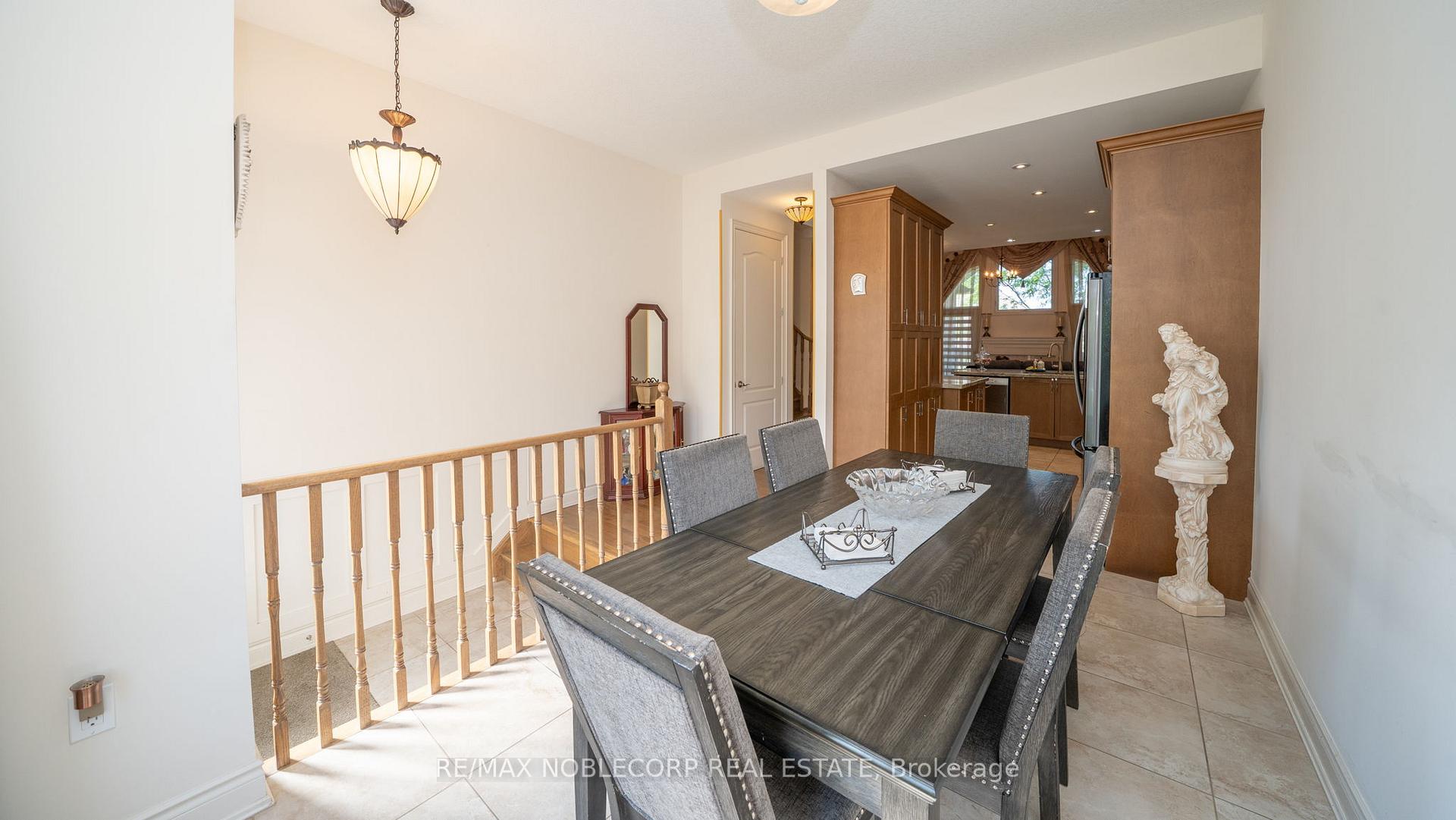 Photo 13 of Unit 128, 40 Hillcrest Drive, New Tecumseth, Alliston — HOMEH