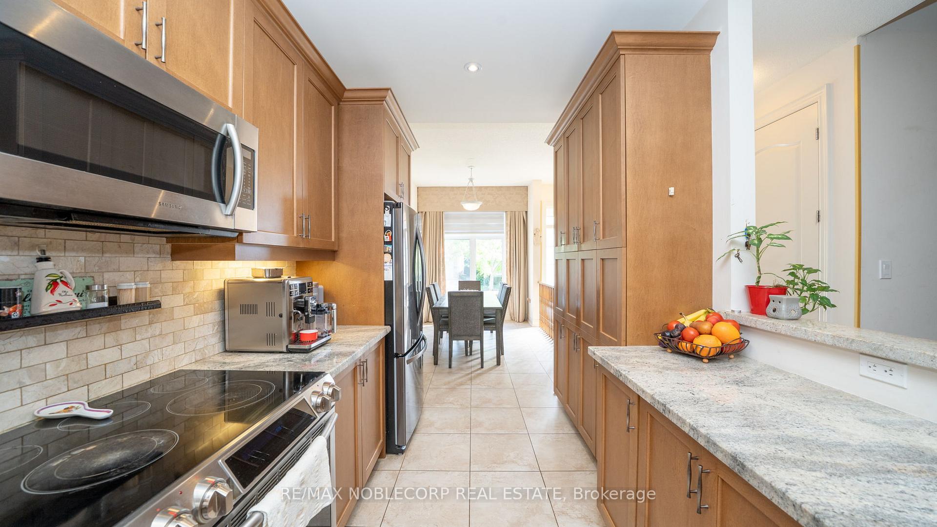 Photo 15 of Unit 128, 40 Hillcrest Drive, New Tecumseth, Alliston — HOMEH