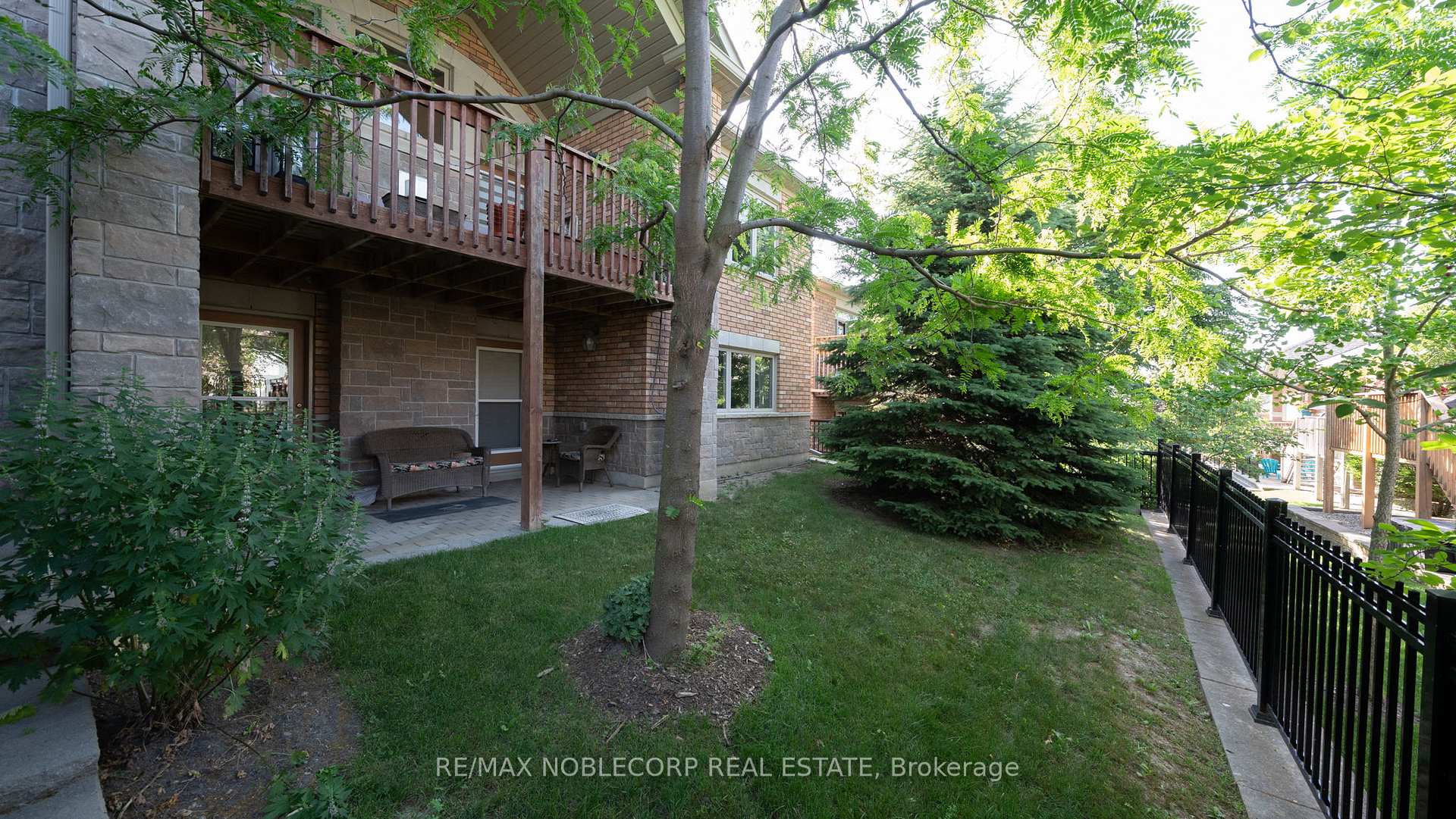Photo 43 of Unit 128, 40 Hillcrest Drive, New Tecumseth, Alliston — HOMEH