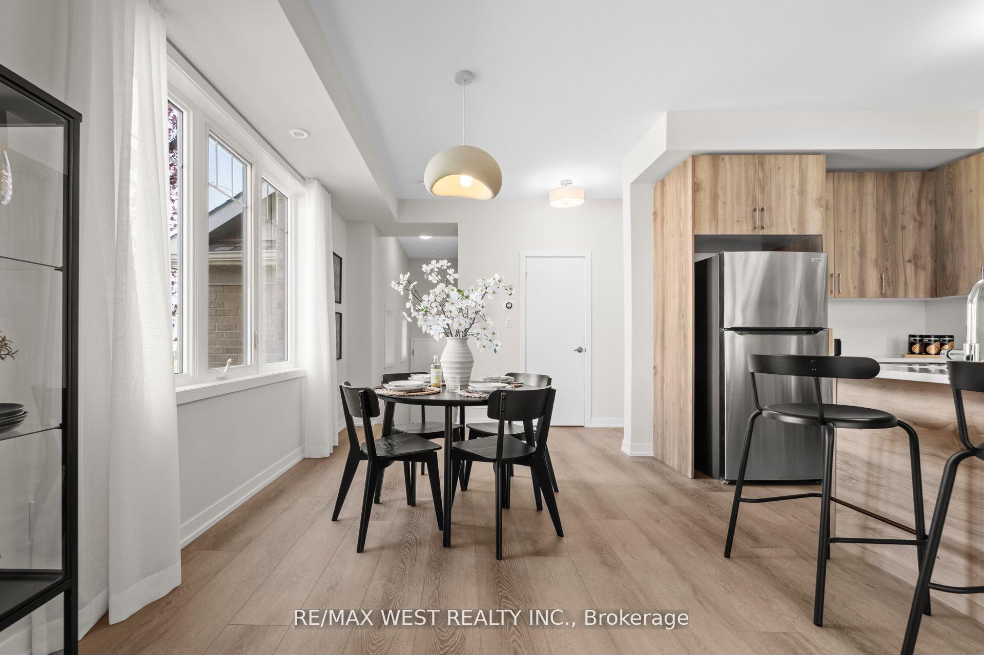 Photo 4 of 18 Ziibi Way, Clarington, Newcastle — HOMEH