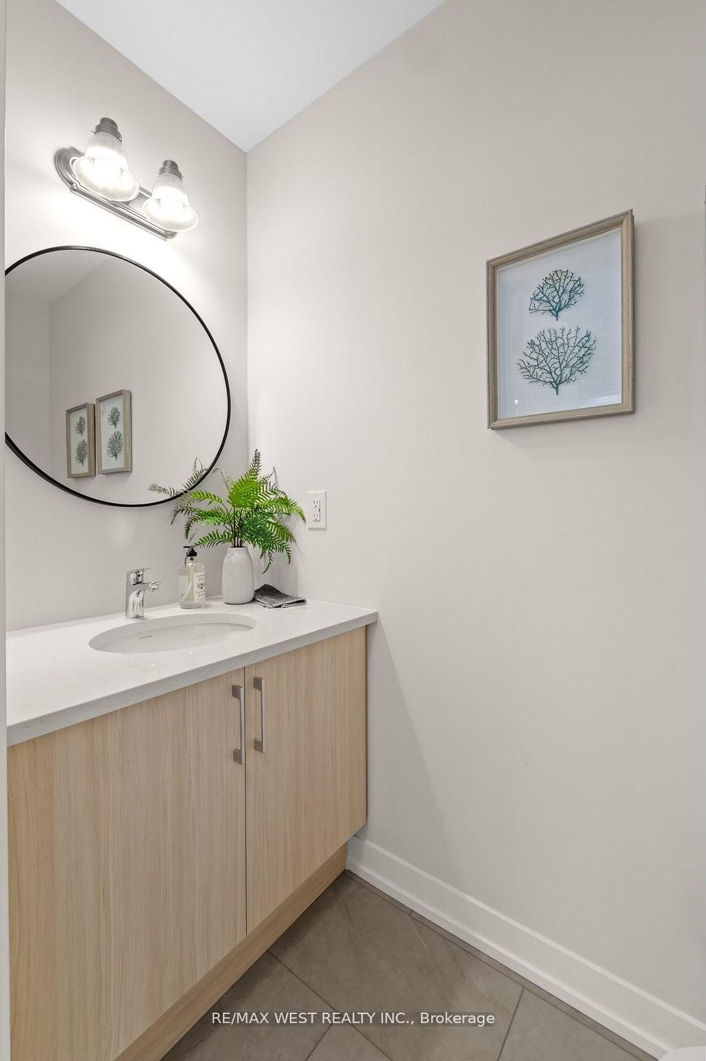 Photo 9 of 18 Ziibi Way, Clarington, Newcastle — HOMEH