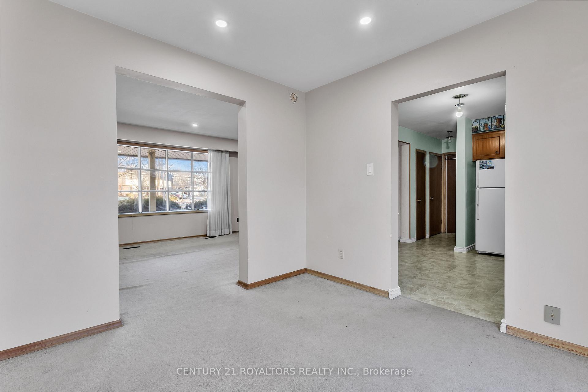 Photo 13 of 279 Kenneth Avenue, Kitchener — HOMEH