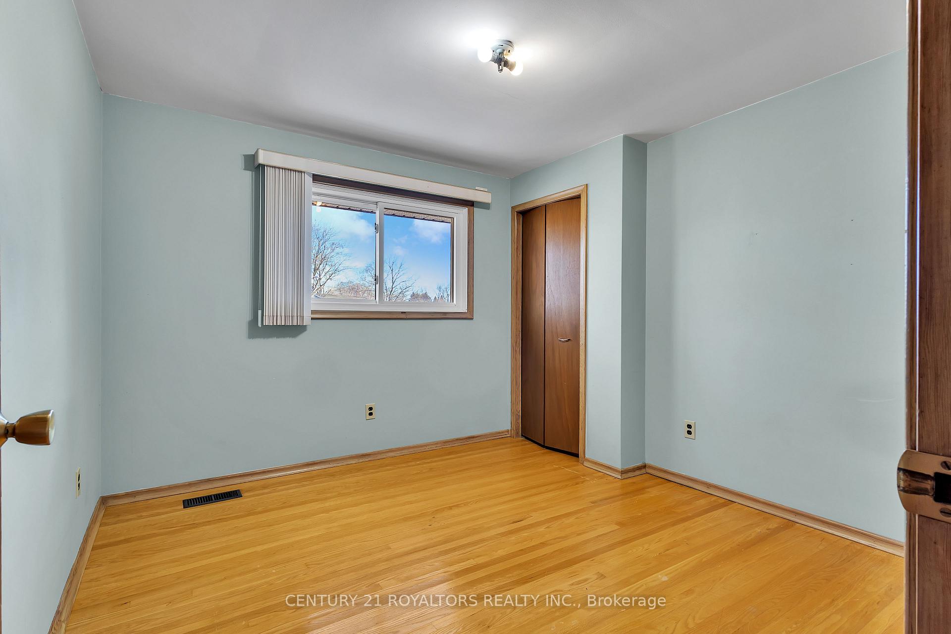Photo 16 of 279 Kenneth Avenue, Kitchener — HOMEH
