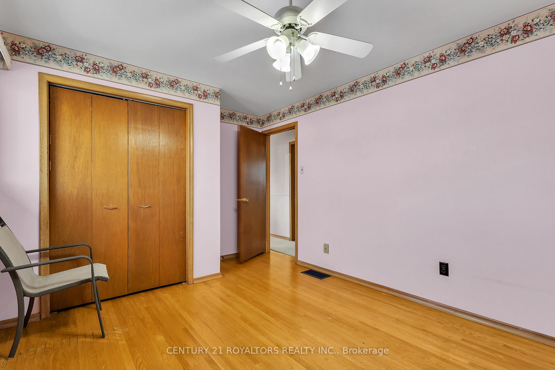 Photo 18 of 279 Kenneth Avenue, Kitchener — HOMEH