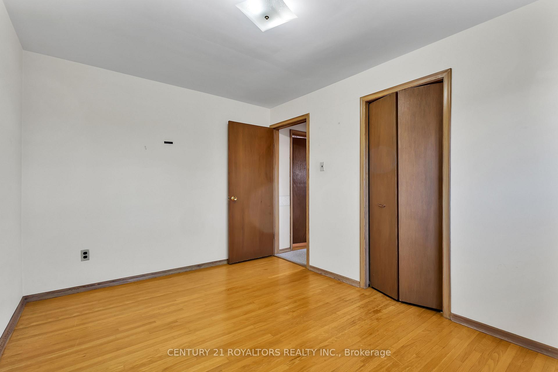 Photo 29 of 279 Kenneth Avenue, Kitchener — HOMEH