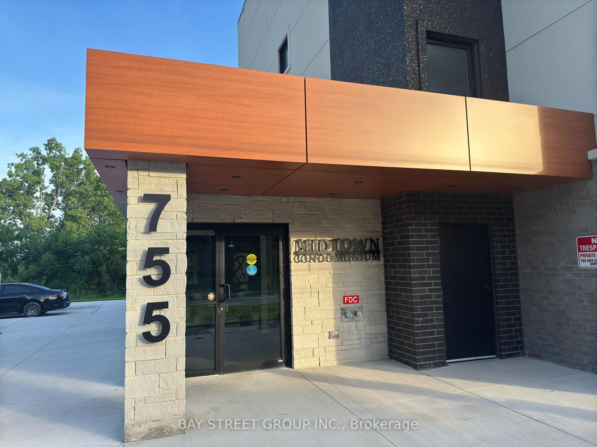 Photo 6 of Unit 303, 755 Grand Marais E Road, Windsor — HOMEH