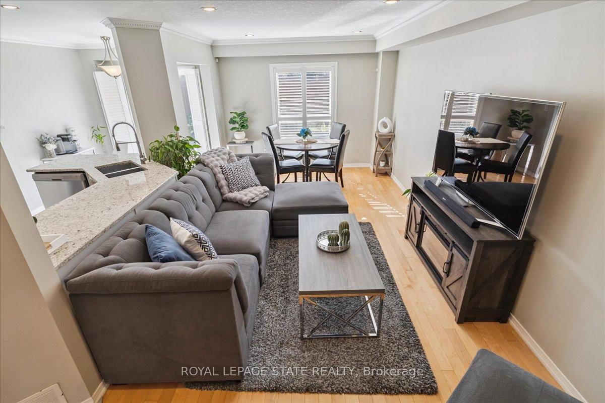Photo 23 of 42 Meadow Wood Crescent, Hamilton, Stoney Creek Mountain — HOMEH