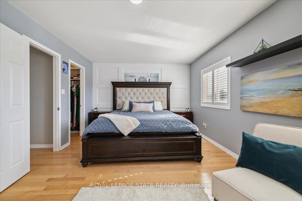 Photo 15 of 42 Meadow Wood Crescent, Hamilton, Stoney Creek Mountain — HOMEH