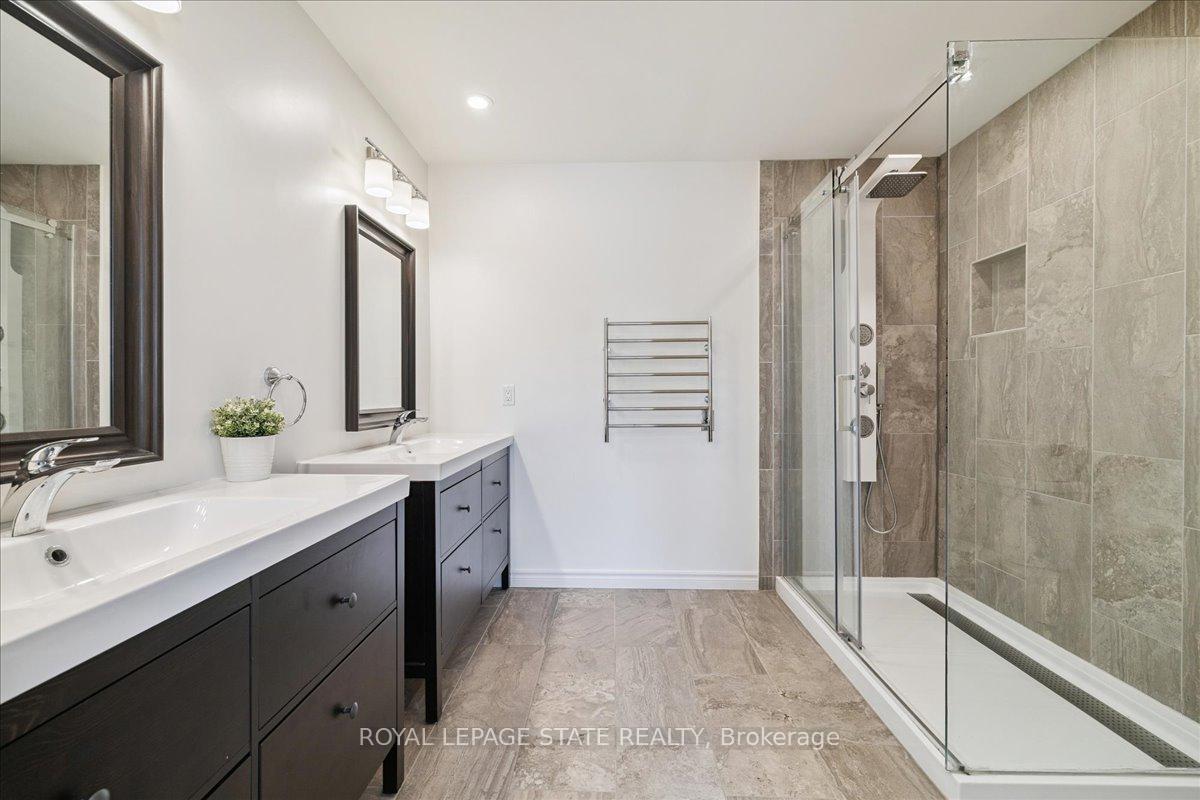 Photo 25 of 42 Meadow Wood Crescent, Hamilton, Stoney Creek Mountain — HOMEH