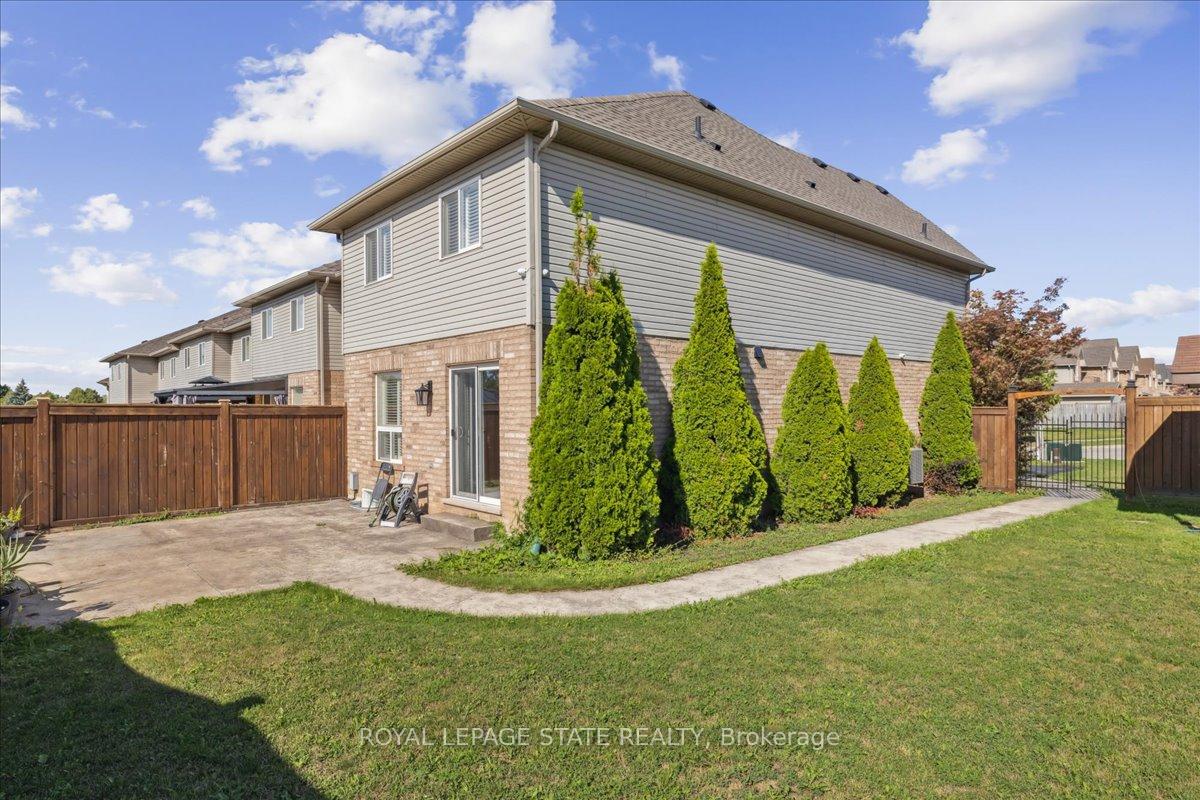Photo 38 of 42 Meadow Wood Crescent, Hamilton, Stoney Creek Mountain — HOMEH