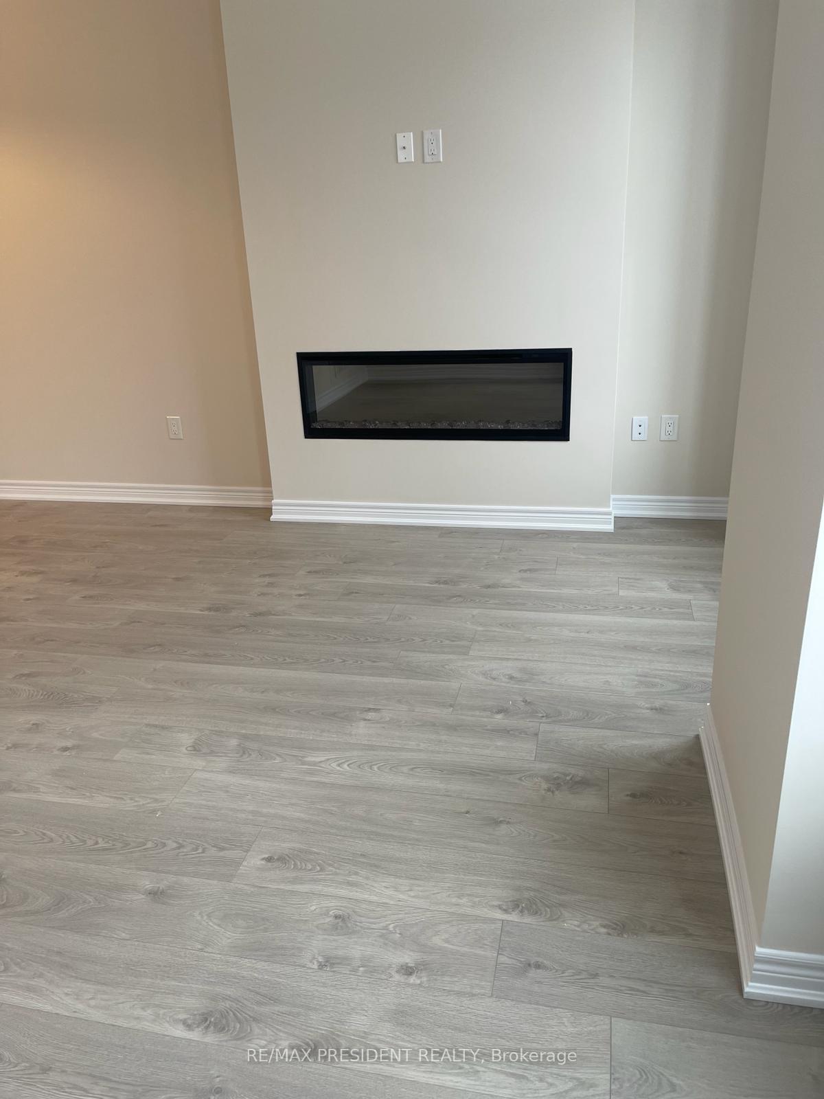 Photo 5 of Unit 105, 10 Birmingham Drive, Cambridge — HOMEH