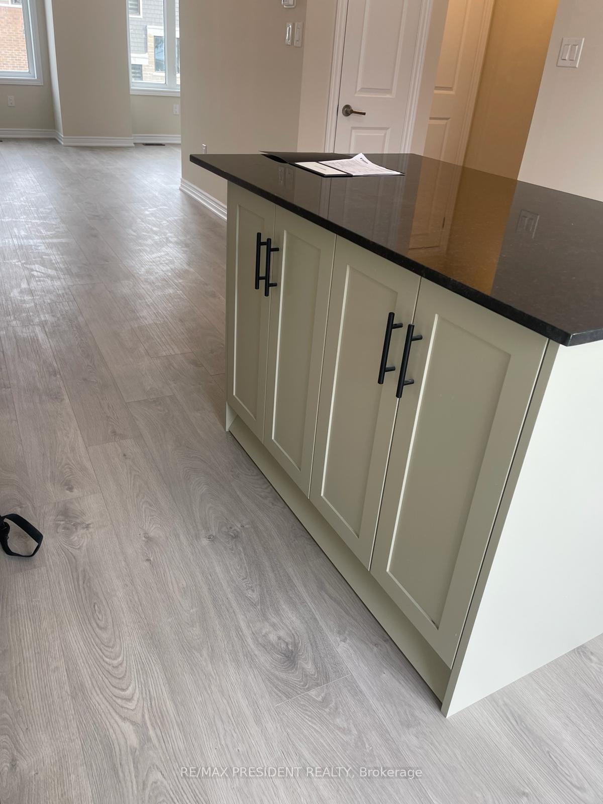 Photo 8 of Unit 105, 10 Birmingham Drive, Cambridge — HOMEH