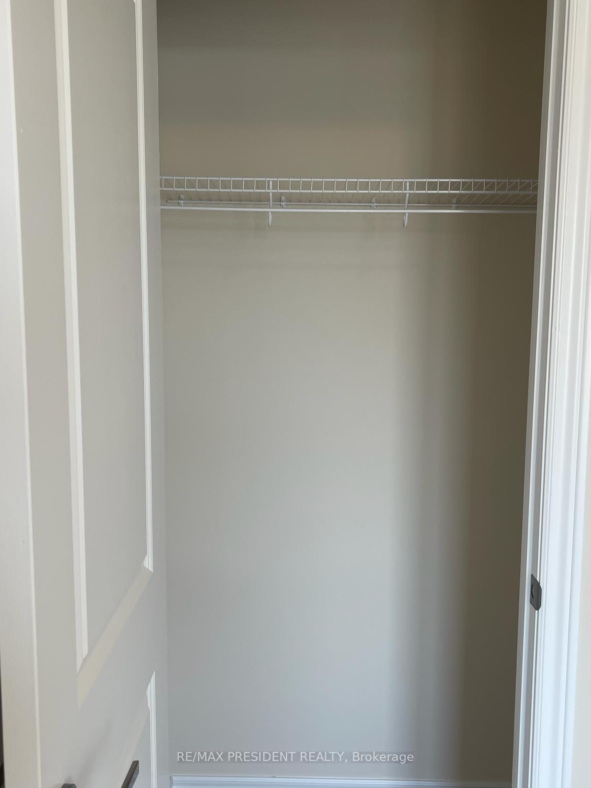 Photo 10 of Unit 105, 10 Birmingham Drive, Cambridge — HOMEH