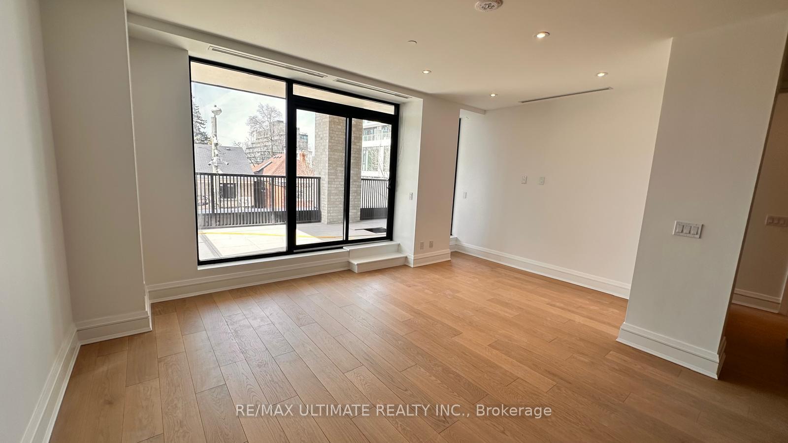 Photo 11 of Unit 2A, 2010 Bathurst Street, Toronto, Humewood-Cedarvale — HOMEH