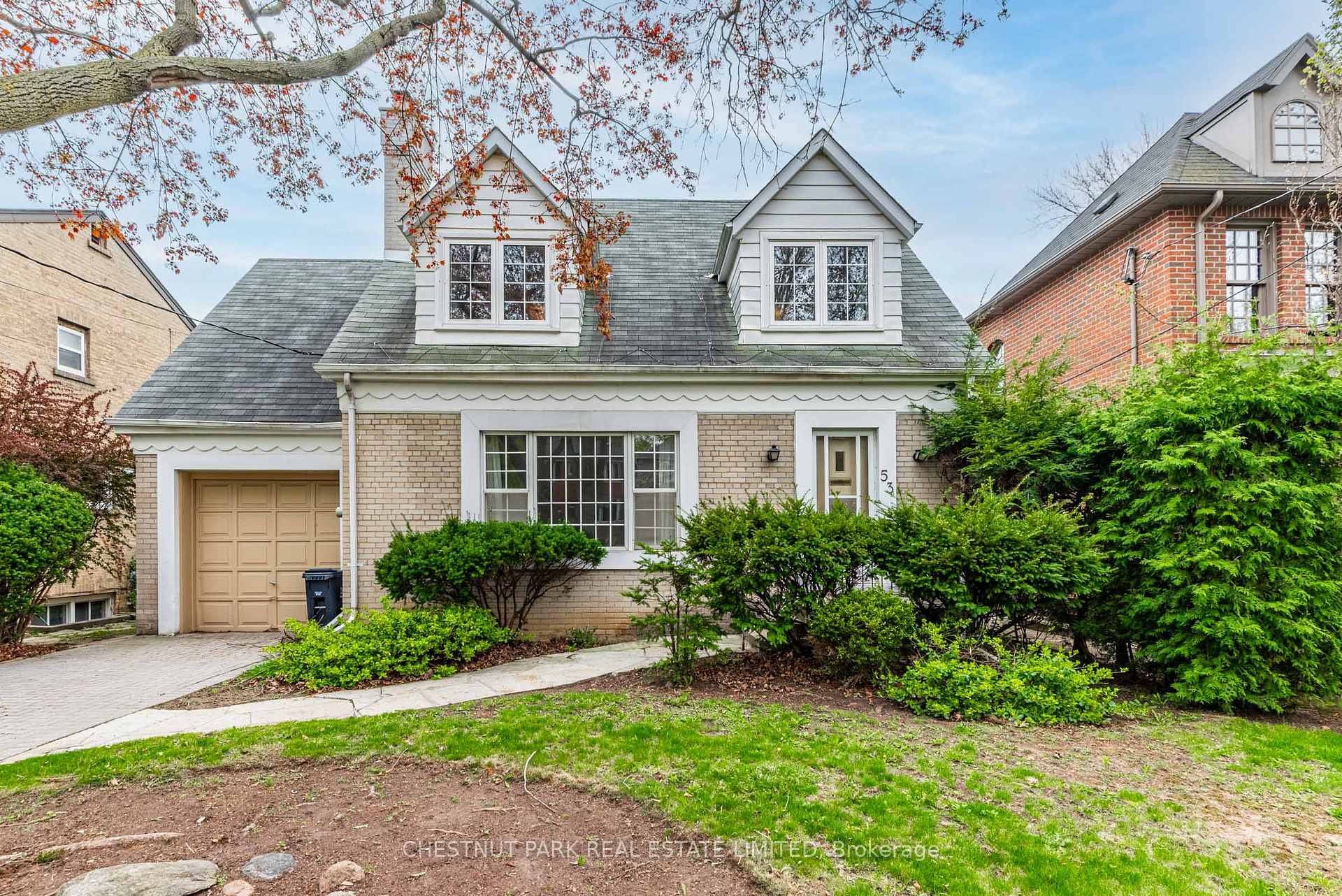 Photo 5 of 53 Caribou Road, Toronto, Bedford Park-Nortown — HOMEH