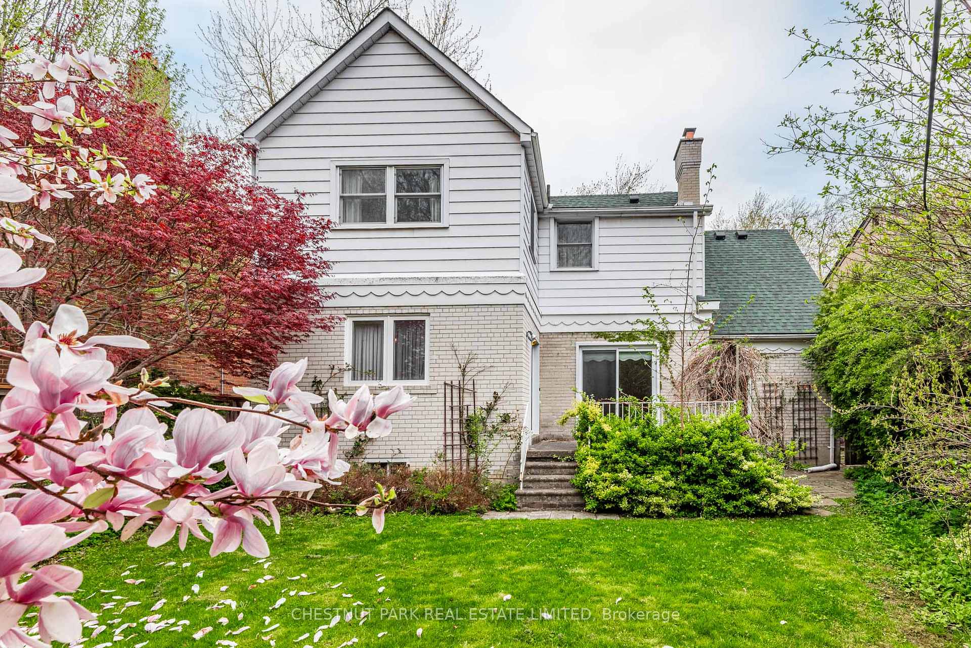 Photo 9 of 53 Caribou Road, Toronto, Bedford Park-Nortown — HOMEH