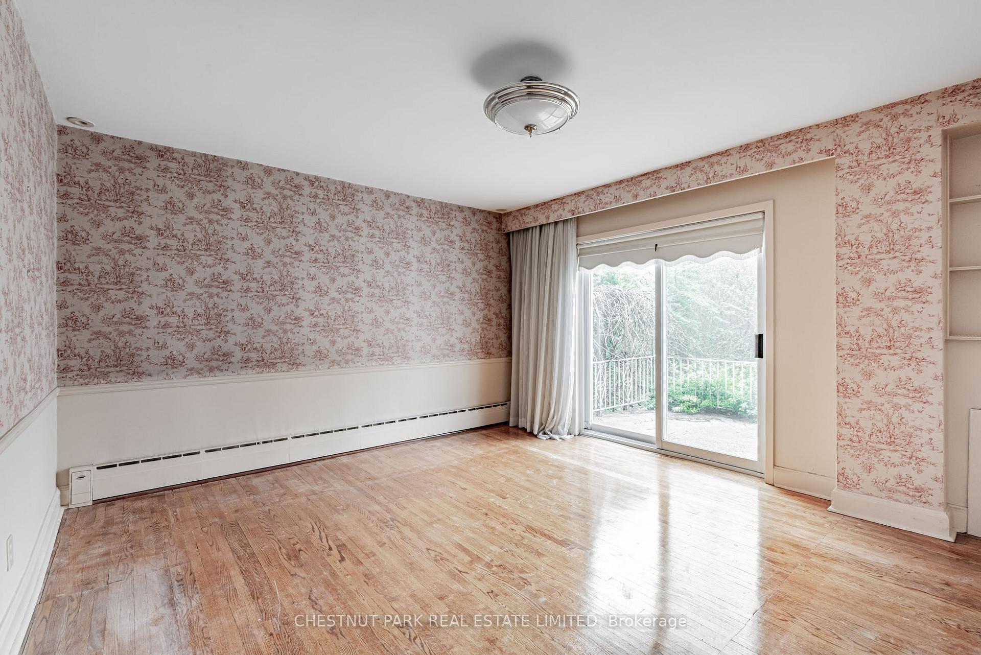 Photo 24 of 53 Caribou Road, Toronto, Bedford Park-Nortown — HOMEH