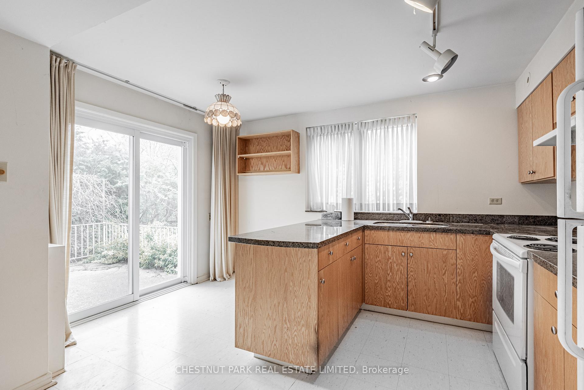 Photo 30 of 53 Caribou Road, Toronto, Bedford Park-Nortown — HOMEH