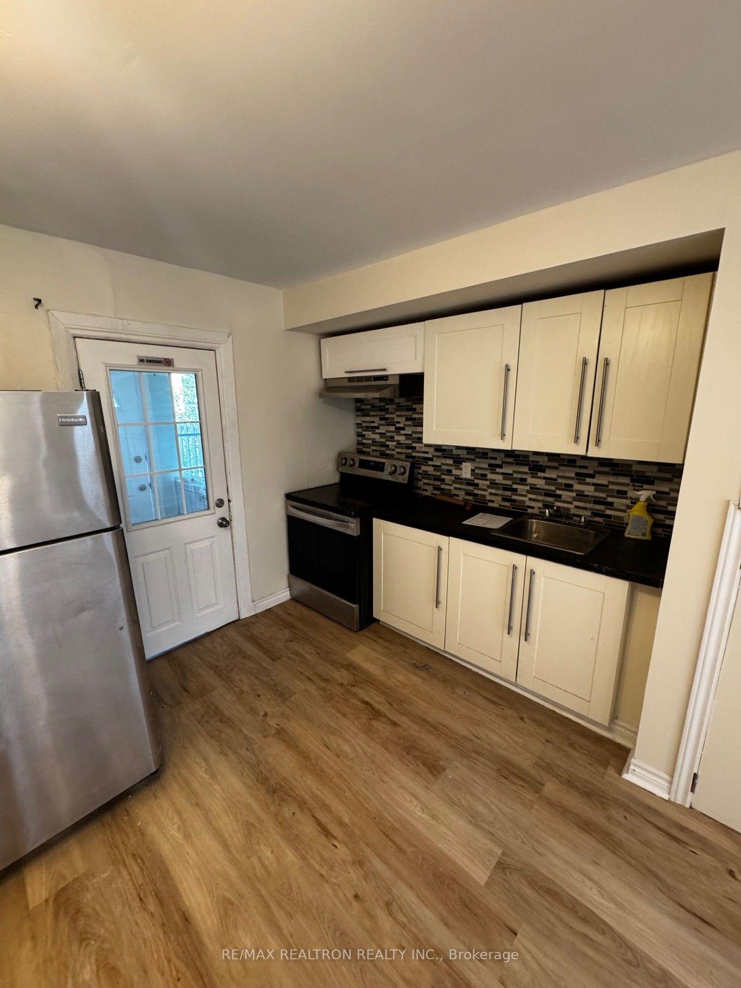 Photo 9 of 360 Cope Street, Hamilton, Homeside — HOMEH