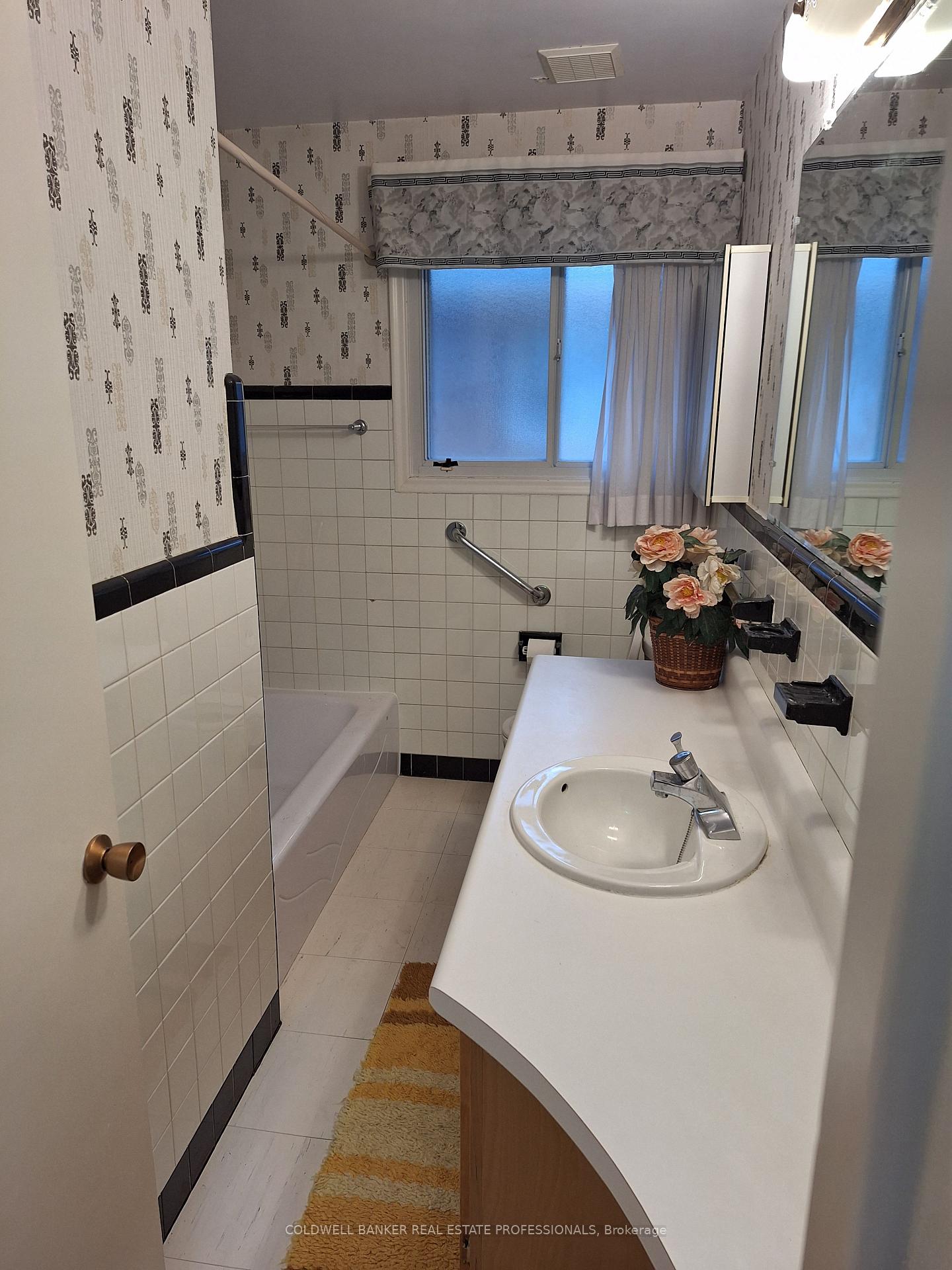 Photo 9 of 42 Budea Crescent, Scarborough, Wexford-Maryvale — HOMEH