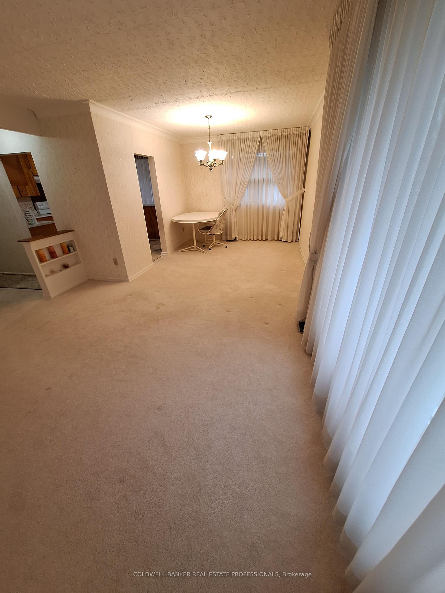 Photo 8 of 42 Budea Crescent, Scarborough, Wexford-Maryvale — HOMEH