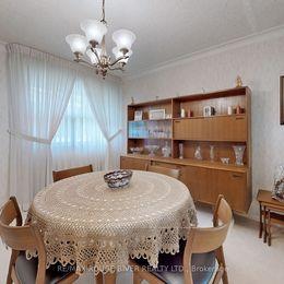 Photo 3 of 42 Budea Crescent, Scarborough, Wexford-Maryvale — HOMEH
