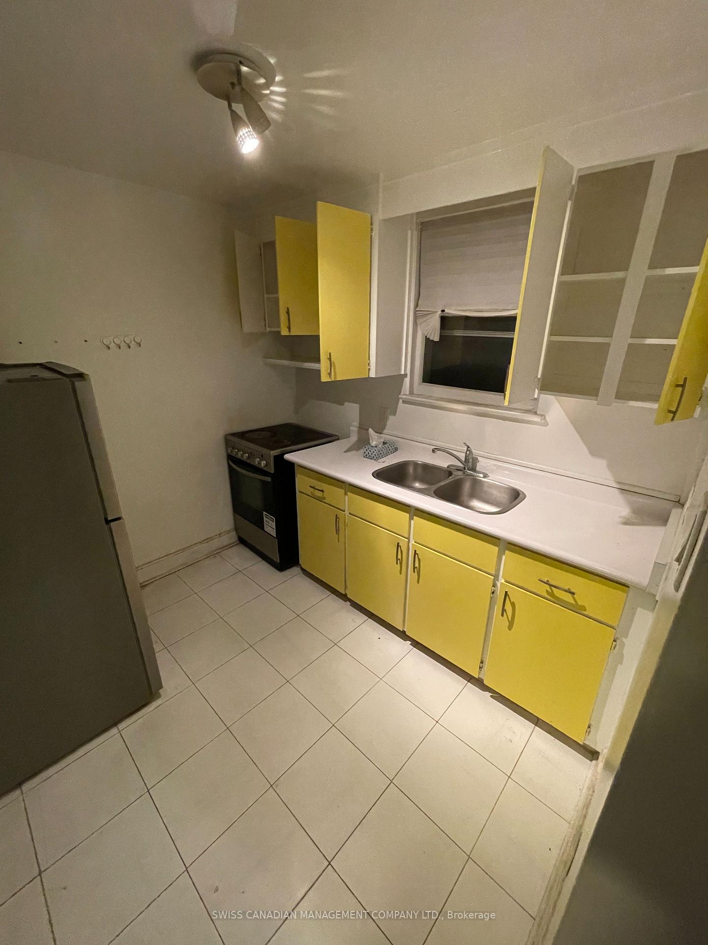 Photo 2 of Unit #2, 1165 Avenue Road, Toronto, Yonge-Eglinton — HOMEH