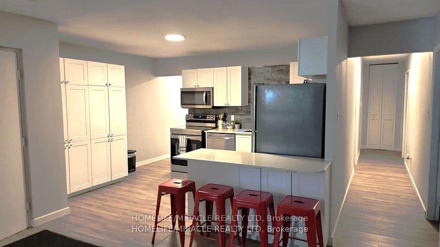 Photo 4 of Unit Unit 5 Level 2, 87 westmount Road N, Waterloo — HOMEH