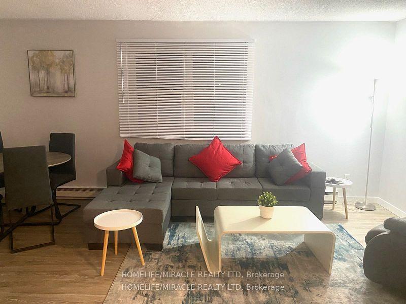 Photo 5 of Unit Unit 5 Level 2, 87 westmount Road N, Waterloo — HOMEH