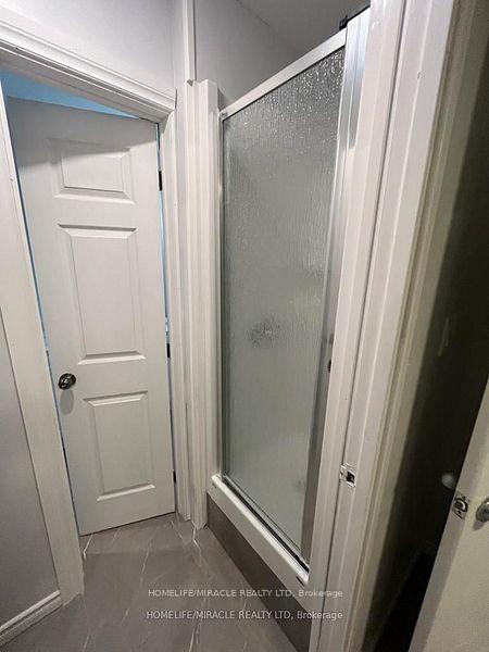 Photo 13 of Unit Unit 5 Level 2, 87 westmount Road N, Waterloo — HOMEH